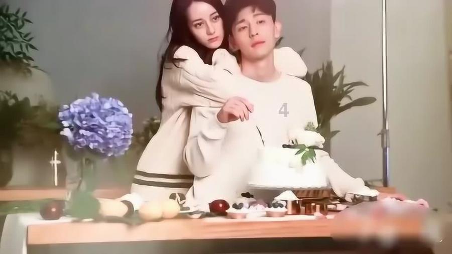 一个真的喜欢你的女生会有什么表现,全球最热门的社交红迪网平台