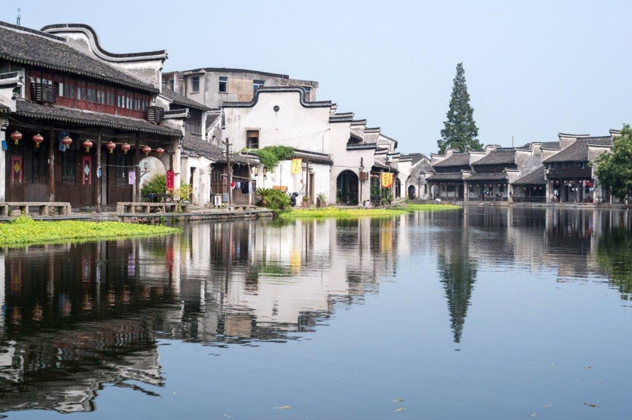 美人鱼游玩